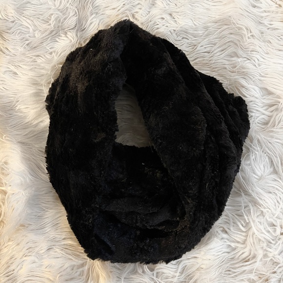 Infinity scarf ๐งฃ - Picture 2 of 2